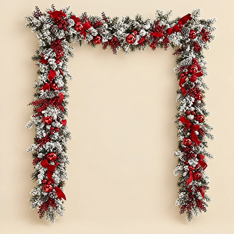 Snowy Christmas Door Garland — Beige studio